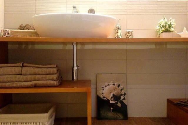 La Dolce Vita - Luxury Colosseum Boutique Apartment Rome Bagian luar foto