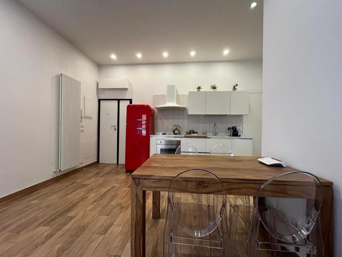 La Dolce Vita - Luxury Colosseum Boutique Apartment Rome Bagian luar foto