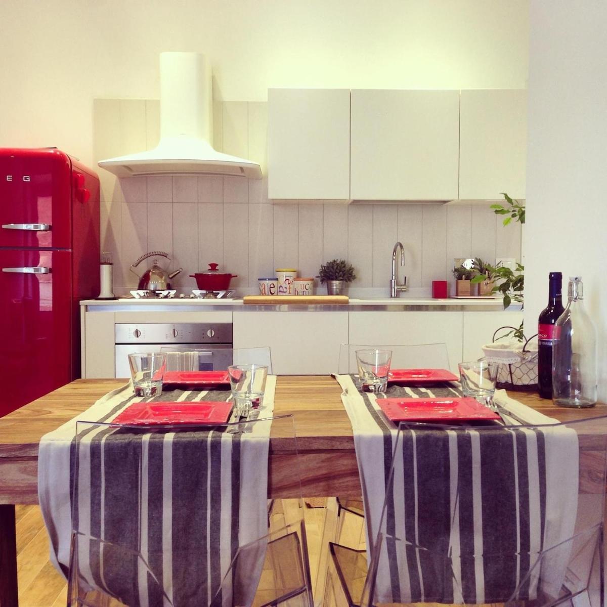 La Dolce Vita - Luxury Colosseum Boutique Apartment Rome Bagian luar foto